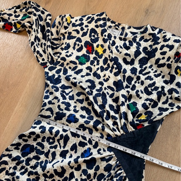 Vintage Cream and Navy Colorful Leopard Print Dress Size Small - Picture 9 of 10